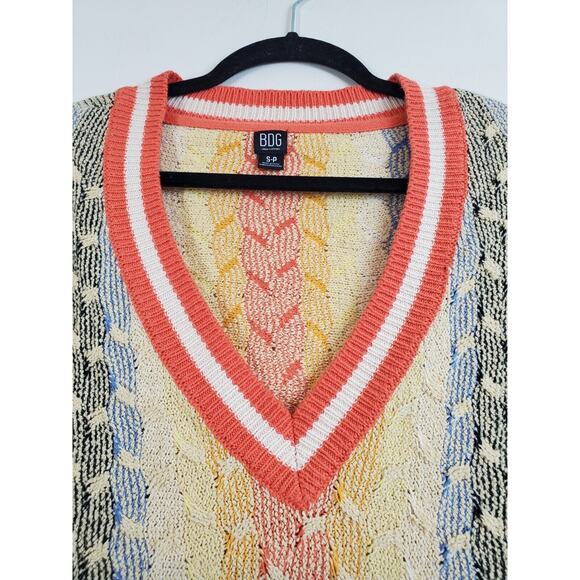 BDG Womens Small Sweater Vest CROPPED Knit V-Neck Cotton Oversized Grunge - Picture 3 of 10